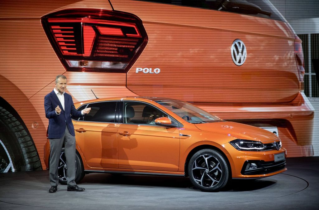 VW-Markenchef Herbert Diess präsentiert den neuen Polo in Berlin.