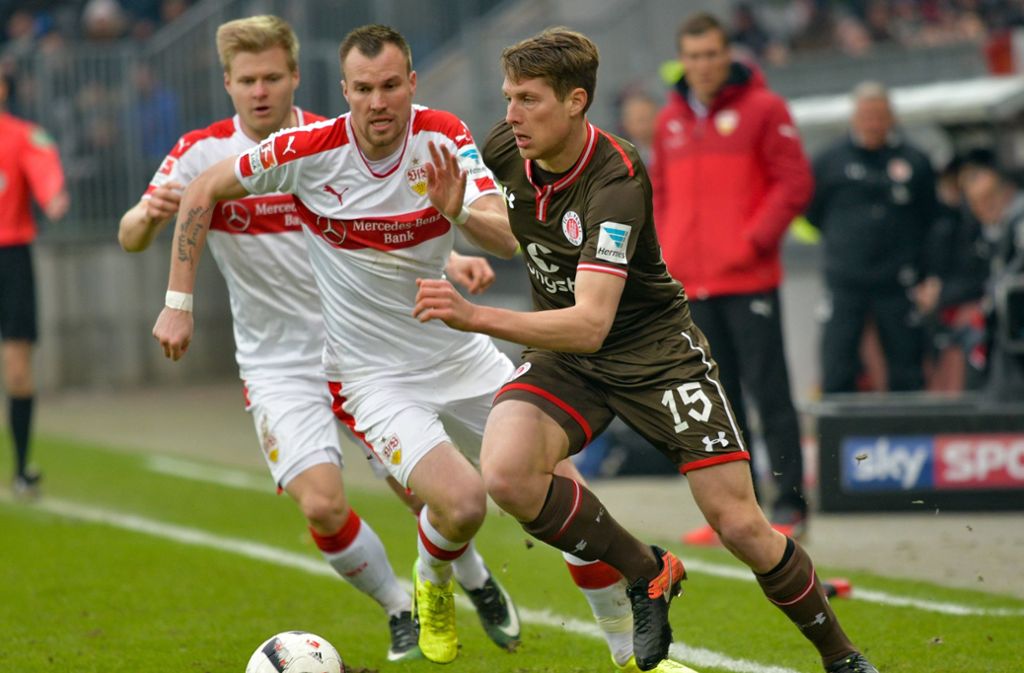 Das erste Spiel in 2017 bestritt der VfB Stuttgart gegen den FC St. Pauli. Die Schwaben gewannen mit 1:0, durch ein Joker-Tor von Carlos Mané.