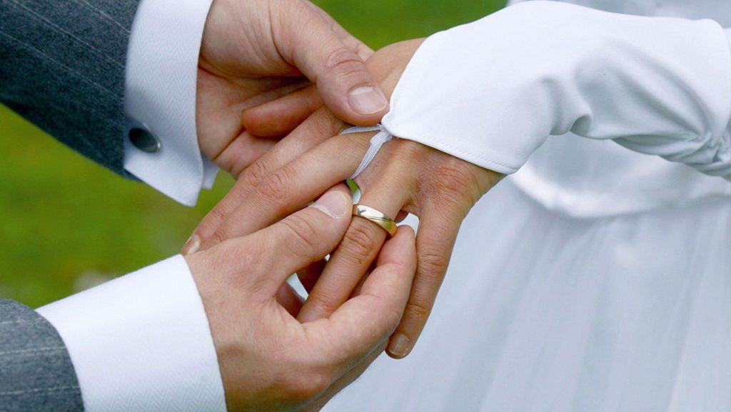 Hochzeitsgäste festgenommen: Bräutigam auf Freigang schmuggelt Drogen
