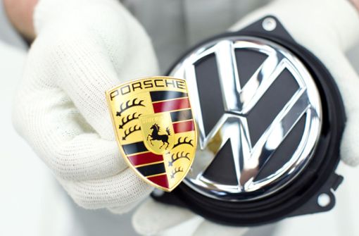 Die Autobauer Porsche und VW müssen227 000 Autos zurückrufen. Foto: dpa/Friso Gentsch
