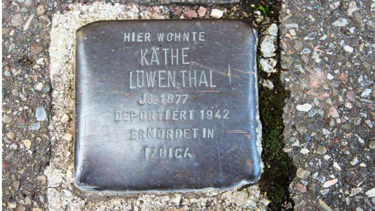 Erinnern am Stolperstein: Gedenken an die Opfer der Nazis