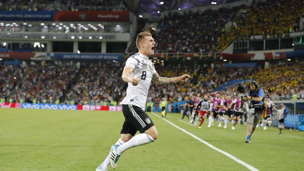  Das deutsche Team sieht im Sieg gegen Schweden eine Initialzündung für den Rest des Turniers. Mit dabei ist viel positive Energie – und jede Menge Trotz nach der heftigen Kritik zuvor. 