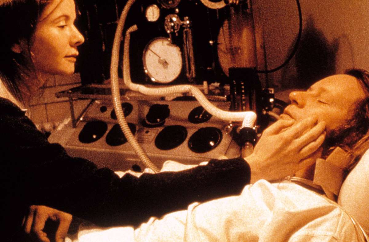 Stellan Skarsgård und Emily Watson in Lars von Triers Film „Breaking the Waves“ (1996)