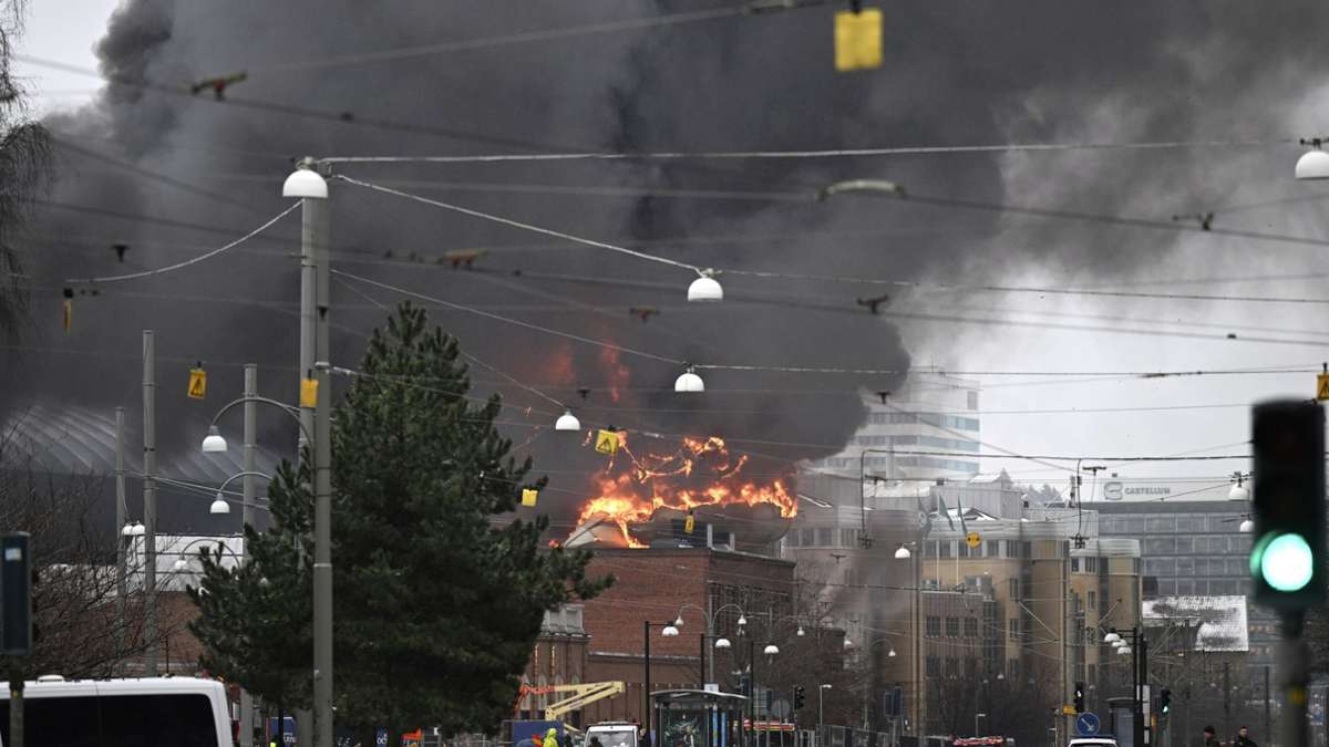 Riesige Rauchwolke über Göteborg: Großbrand in Schwedens größtem Freizeitpark ausgebrochen