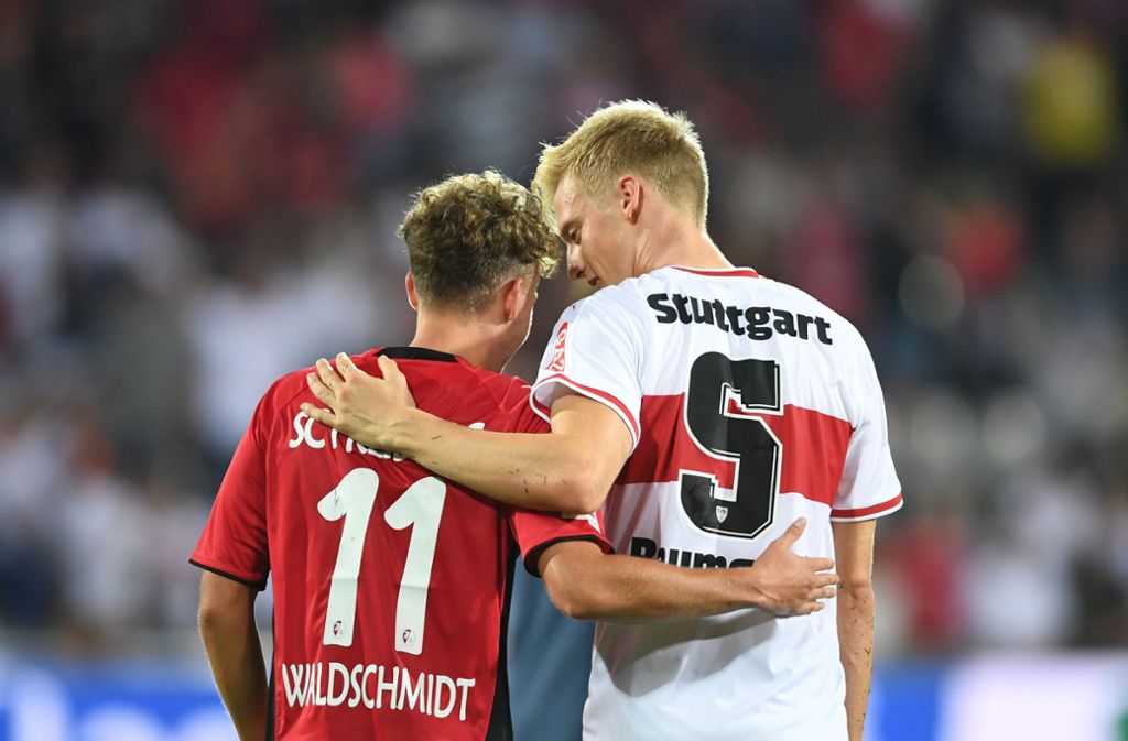 Gerechtes Unentschieden zwischen dem VfB Stuttgart und dem SC Freiburg: Timo Baumgartl (rechts) und Luca Waldschmidt.