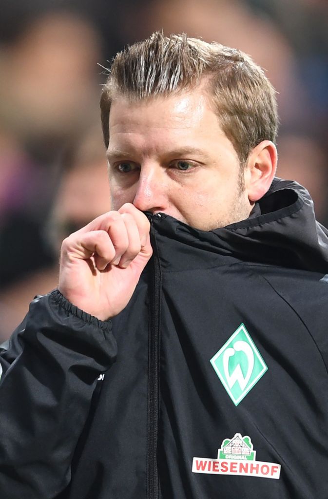 Trotz dem späten Ausgleich konnte Werder-Trainer Florian Kohfeldt mit der ersten Hälfte nicht zufrieden sein.
