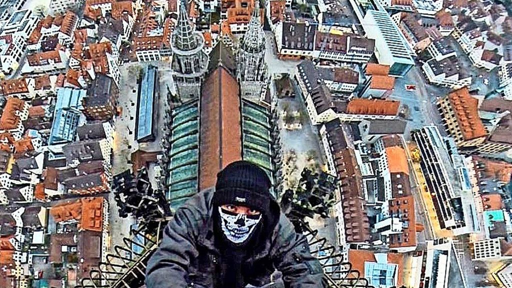 Bei illegaler Aktion erwischt: Jugendliche erklettern  Münsterturm