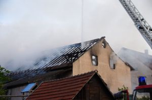 Schaden nach Scheunen-Brand auf 500 000 Euro geschätzt