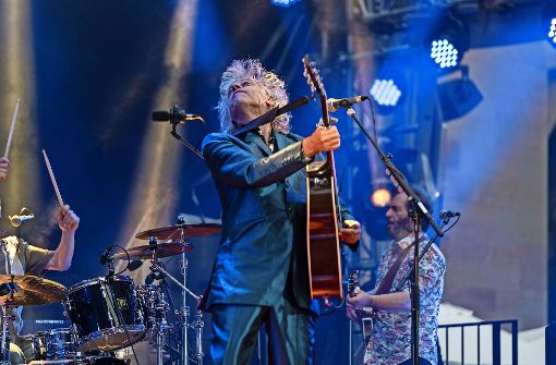 Noch immer ungestüm: Bob Geldof im Hof des Alten Schlosses in Stuttgart Foto: Reiner Pfisterer