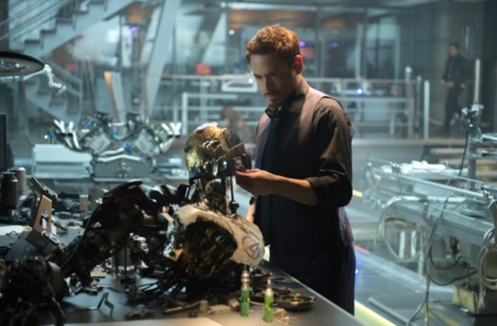 Robert Downey Jr. als Tony Stark (Iron Man) in einer Szene des Kinofilms «The Avengers: Age of Ultron».