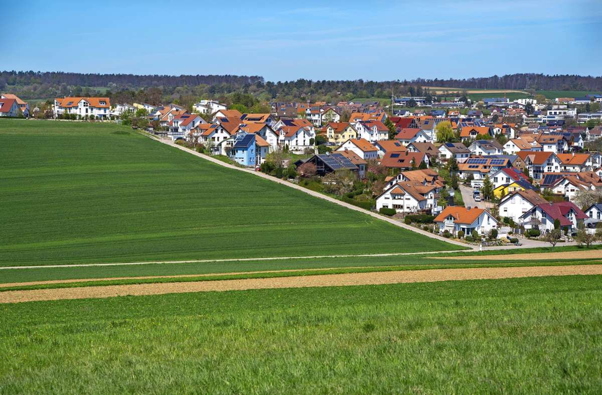 Ein Wohngebiet soll „Am Graben“ in Weissach errichtet werden. Der BUND lehnt das Vorhaben aus Umweltschutzgründen ab. Foto: /Jürgen Bach