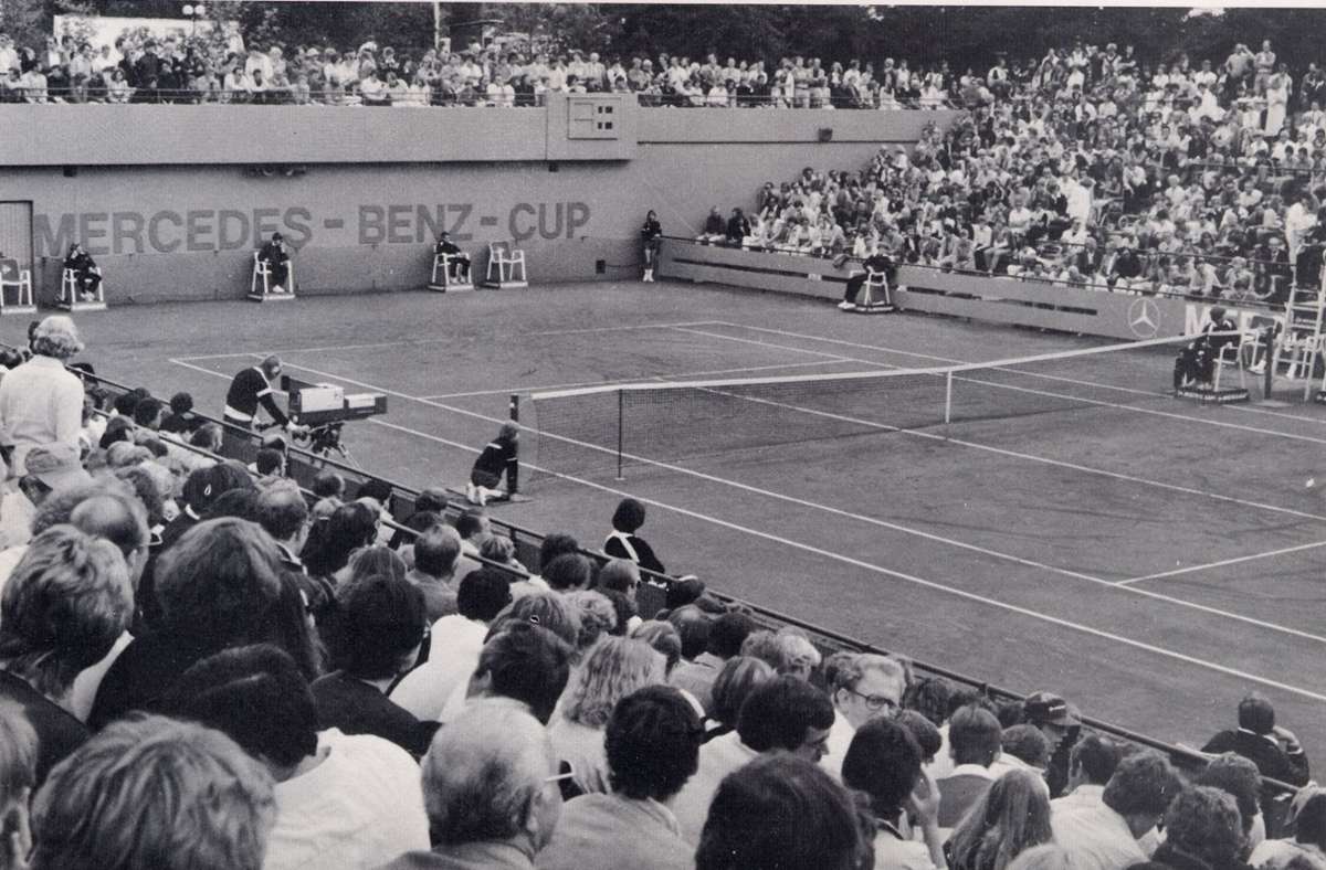 Turnierimpressionen anno 1979: Der Centre Court wurde mehrfach erneuert und erweitert – in seinen Grundfesten steht er bis heute.