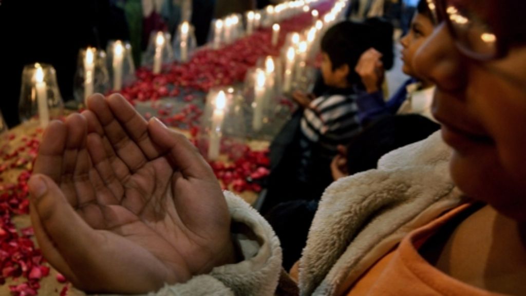 Schulmassaker mit rund 150 Toten: Pakistan trauert um die Opfer