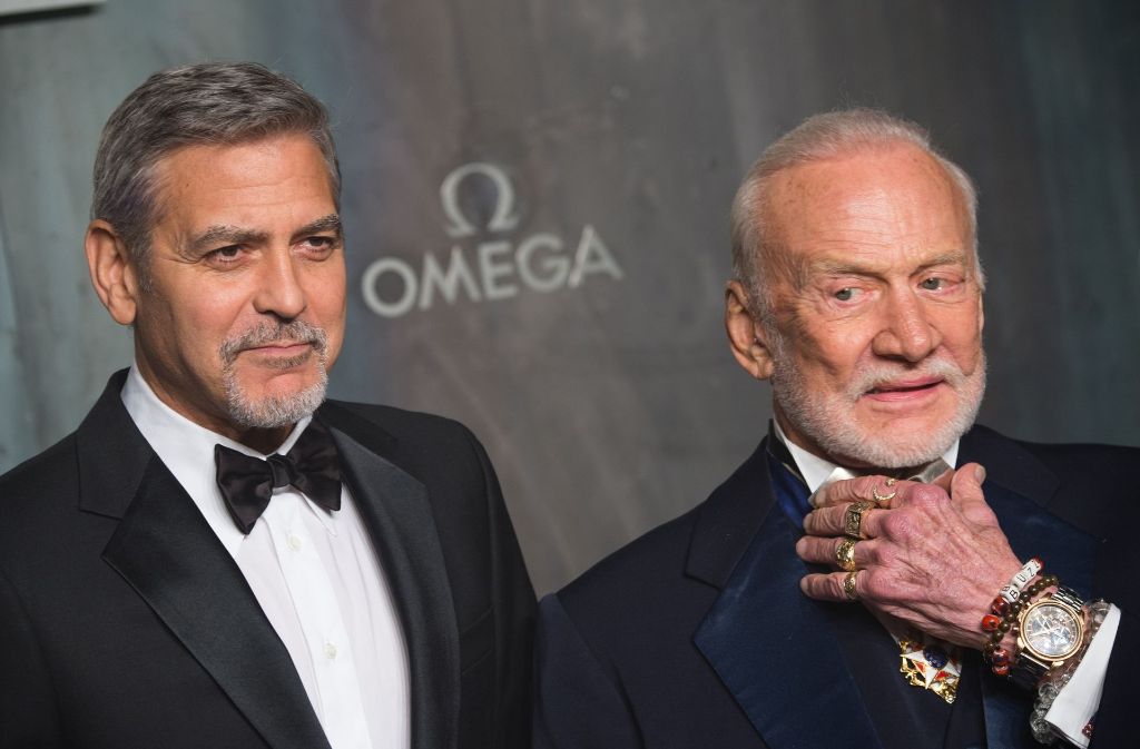 Schauspieler George Clooney und Buzz Aldrin, der nach Neil Armstrong als zweiter Mensch den Mond betrat.