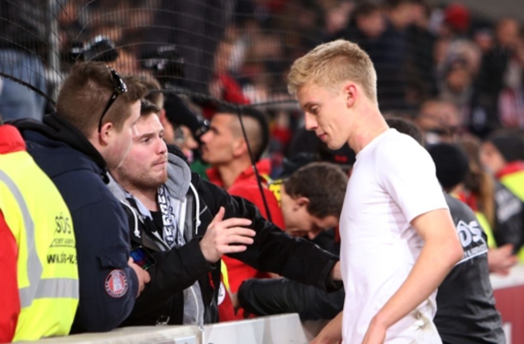 Vfb Stuttgart Fan Trost Fur Baumgartl Beeindruckt Weltweit Vfb