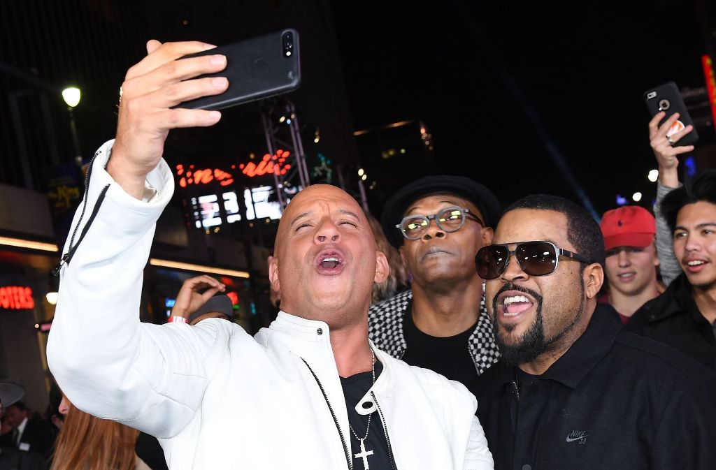 Von links: Vin Diesel, Samuel L. Jackson und Ice Cube scheinen bei der Premiere von „xXx: Die Rückkehr des Xander Cage“ eine Menge Spaß zu haben. Die weiteren Stars auf dem Roten Teppich in Hollywood gibt es in unserer Fotostrecke.