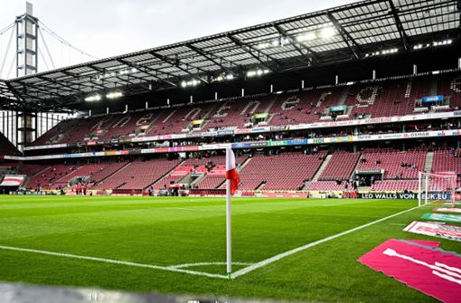 Im Rhein-Energie-Stadion wird an diesem Dienstag das Länderspiel zwischen Deutschland und Belgien angepfiffen. Im Innenbereich hat sich dabei der Fehlerteufel eingeschlichen. Foto: IMAGO/Nordphoto/Teresa Kroeger