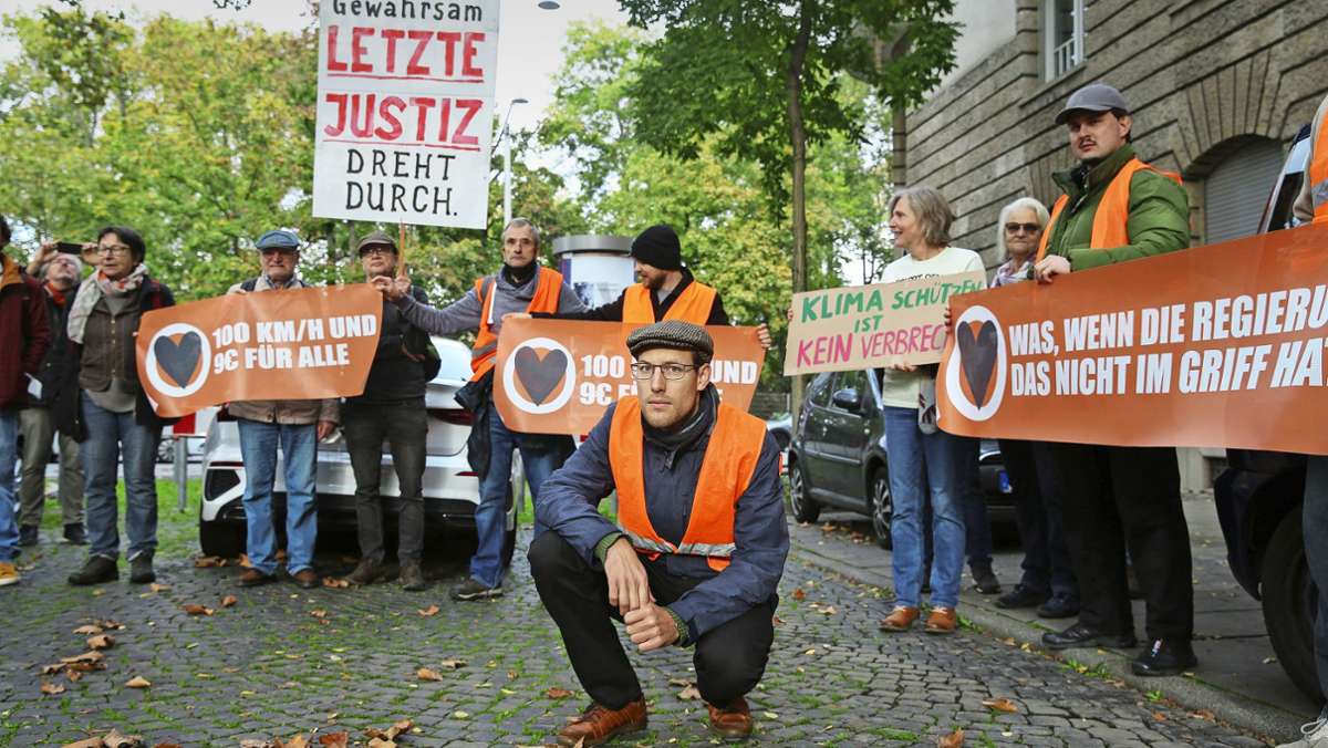Prozess gegen Klimaaktivisten in Stuttgart: Geldstrafen für Straßenblockierer