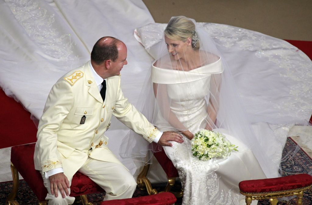 Fürst Albert II. von Monaco und Charlène hatten 2011 mit 4000 Geladenen bei der Trauungszeremonie die bisher umfangreichste Gästeliste.