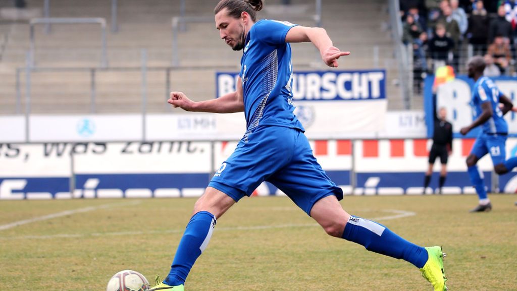  Die Stuttgarter Kickers haben ihre Favoritenrolle in der Fußball-Oberliga durch das 3:0 (0:0) gegen die Neckarsulmer Sport Union untermauert. Allerdings tat sich der Tabellenführer eine Hälfte lang schwer – dann kam Mijo Tunjic. 