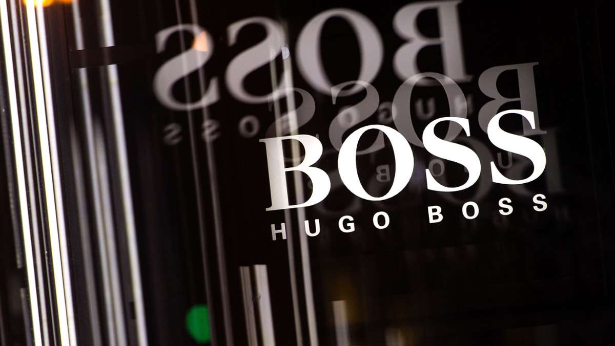  Die Kauflaune von Verbrauchern kehrt zurück - so sieht es zumindest der Modehändler Hugo Boss. Operativ gibt es wieder schwarze Zahlen. Nun soll ein neuer Markenauftritt frischen Wind bringen. 