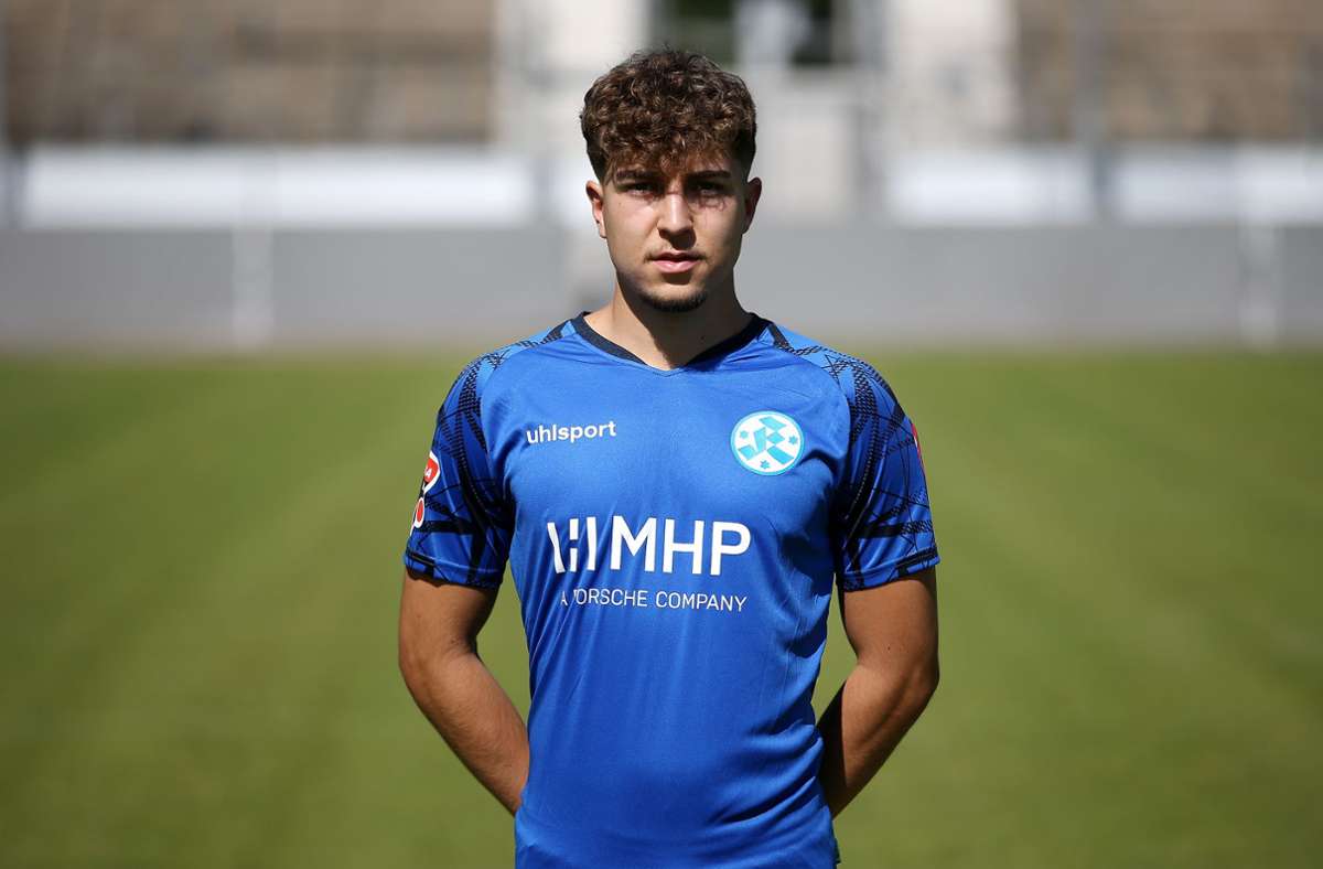Mittelfeldspieler Torben Hohloch (19) geht in sein erstes aktives Jahr.