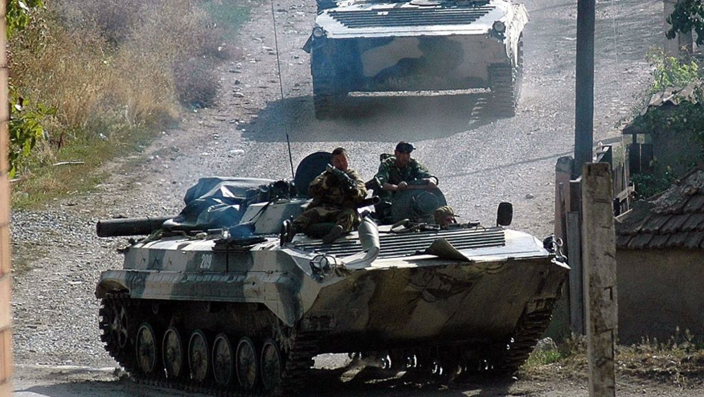 Murmansk in Russland: Betrunkener demoliert Supermarkt mit gestohlenem Panzer