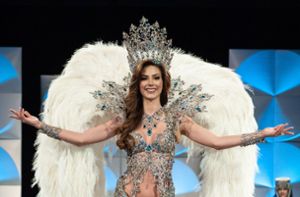 Schönheitsköniginnen aus Puerto Rico und Argentinien heiraten