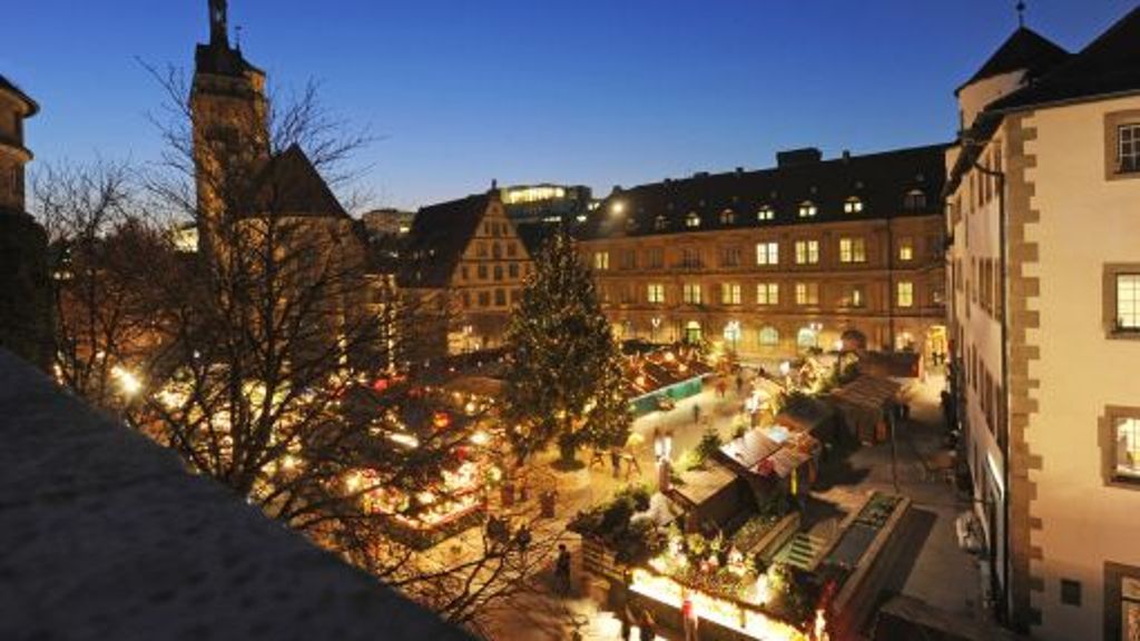 Weihnachtsmarkt: Glühwein und blonde Engel