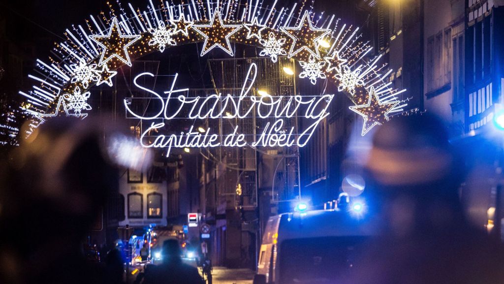 Anschlag in Straßburg: Mindestens drei Menschen getötet – Täter flüchtig
