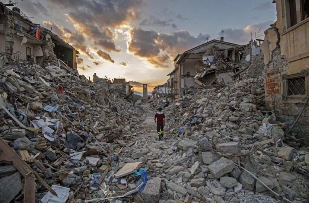 Erst im August hatte ein schweres Erdbeben Orte in Mittelitalien dem Erdboden gleich gemacht.