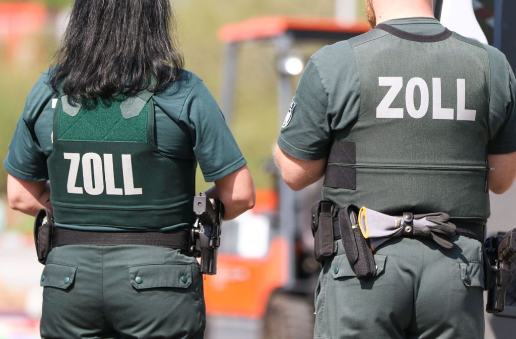 Bundespolizei und Zoll sind am Mittwochmorgen in Berlin im Großeinsatz. Foto: picture alliance/dpa