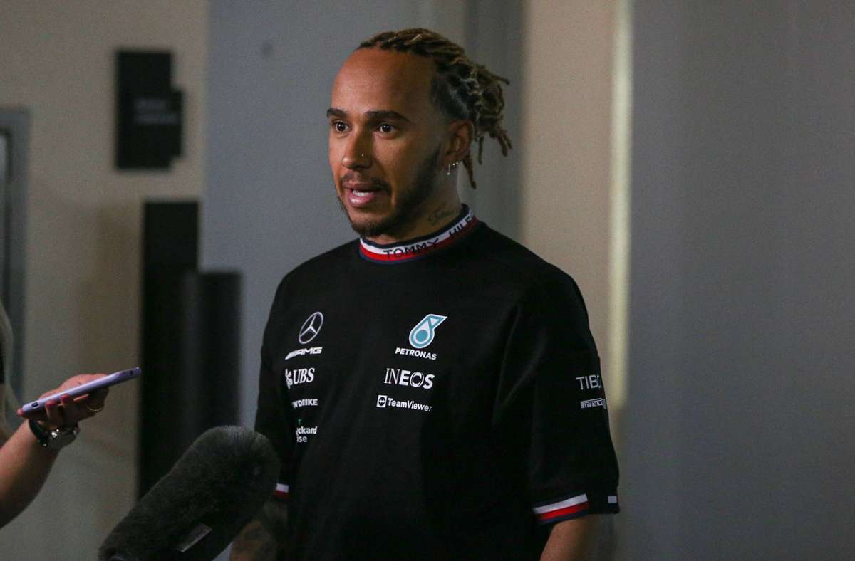 Lewis Hamilton sieht sich und sein Team noch nicht in der Lage, Siege einzufahren.
