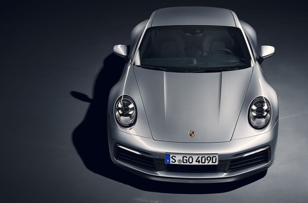 Die neuen 911er-Modelle, Carrera S und Carrera 4S, sind ab sofort bestellbar. Sie kosten ab 120 125 Euro beziehungsweise ab 127 979 Euro.