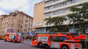 Stuttgart-West: Knall und Rauch im Diakonie-Klinikum ruft Feuerwehr auf den Plan