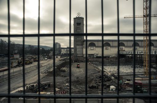 Der Eindruck täuscht: Das Projekt Stuttgart 21 ist nicht hinter Gittern. Foto: Lichtgut/Max Kovalenko