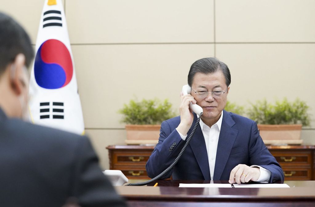 Moon Jae In, Präsident von Südkorea, dient mit einem Land als Vorbild im Kampf gegen Corona. Foto: dpa
