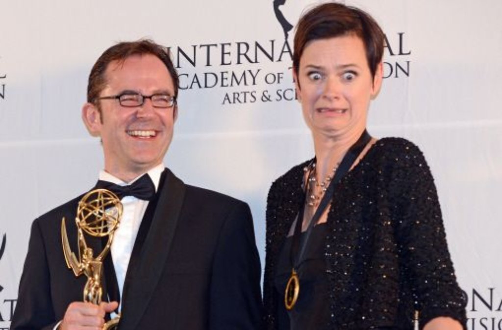 Der deutsche Filmemacher Tristan Chytroschek und Susanne Mertens sind für ihre Folter-Dokumentation "Musik als Waffe" in New York mit einem Emmy ausgezeichnet worden.