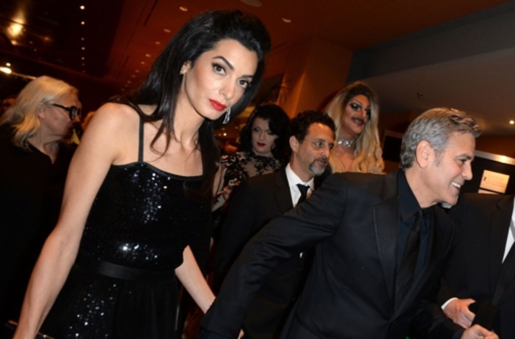 Hollywood-Star George Clooney und seine Frau Amal waren die Stars bei der Eröffnung der 66. Berlinale.