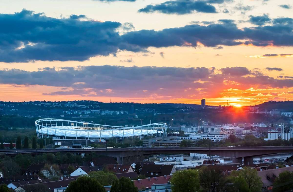 Klassisches Cannstatt Panorama: Blick auf die Mercedes-Benz Arena. Foto: imago/Arnulf Hettrich