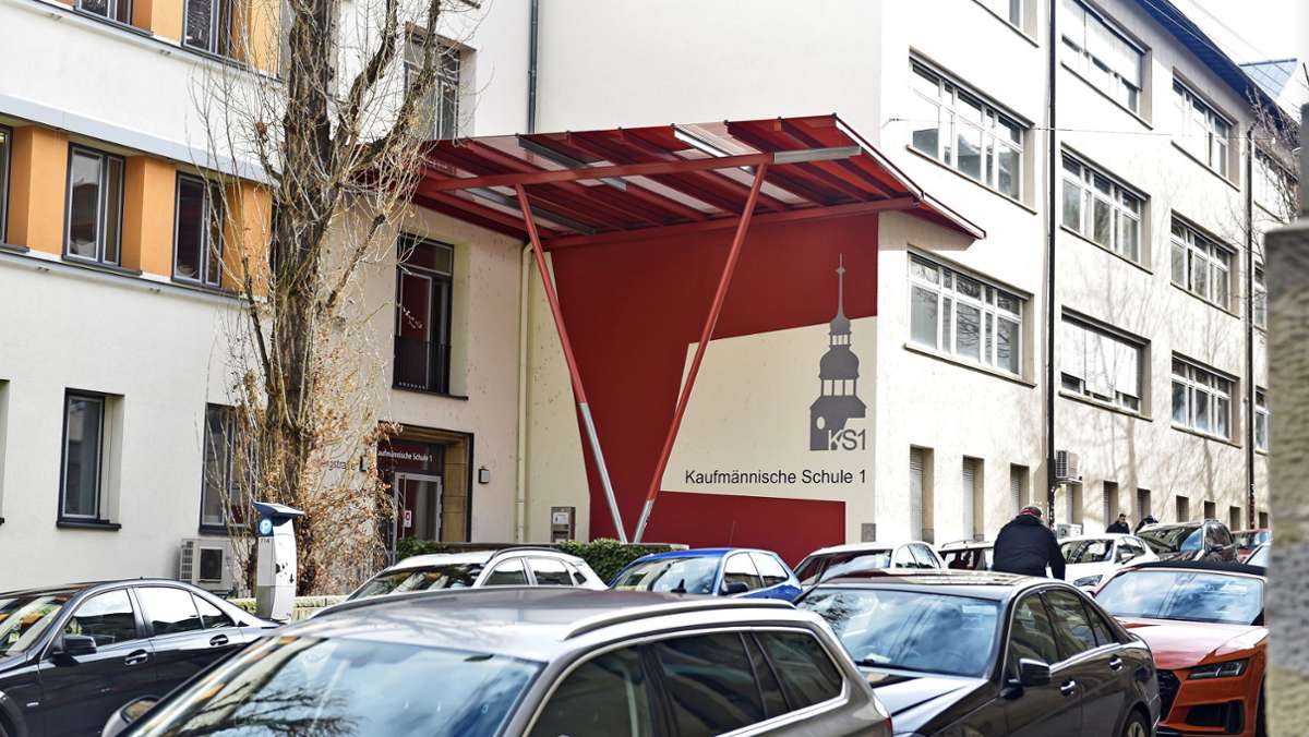 Kaufmännische  Schulen in Stuttgart: Schülerzahlen sinken  – einige  Berufe sind kaum noch gefragt
