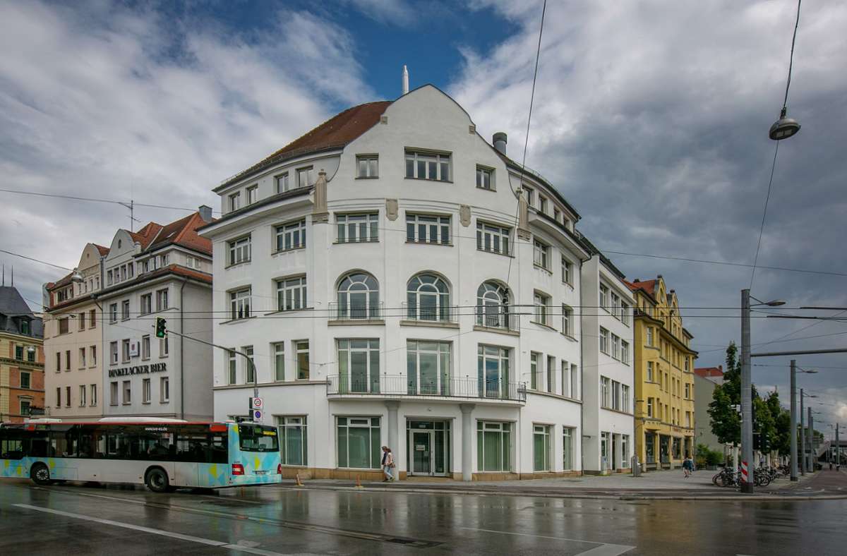Ausweichquartier Württemberger Hof, Neckarstraße 1: 1500 Quadratmeter. Kaltmiete: 207.000 Euro plus Nebenkosten.