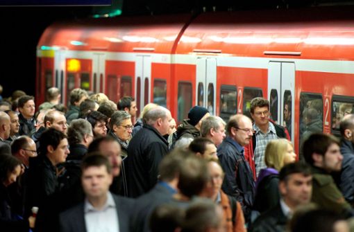 Moderne Technik kann die Zuverlässigkeit und Kapazität der S-Bahn deutlich steigern, sagt Thomas Bopp. Foto: dpa