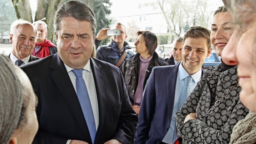 Landtagswahl 2016: Die Kanzlerin muss warten, wenn Sigmar Gabriel in Sindelfingen spricht