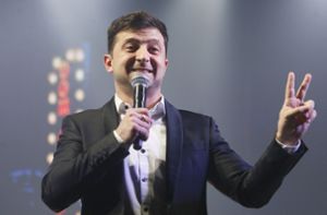 Komiker Selenski fordert Amtsinhaber Poroschenko