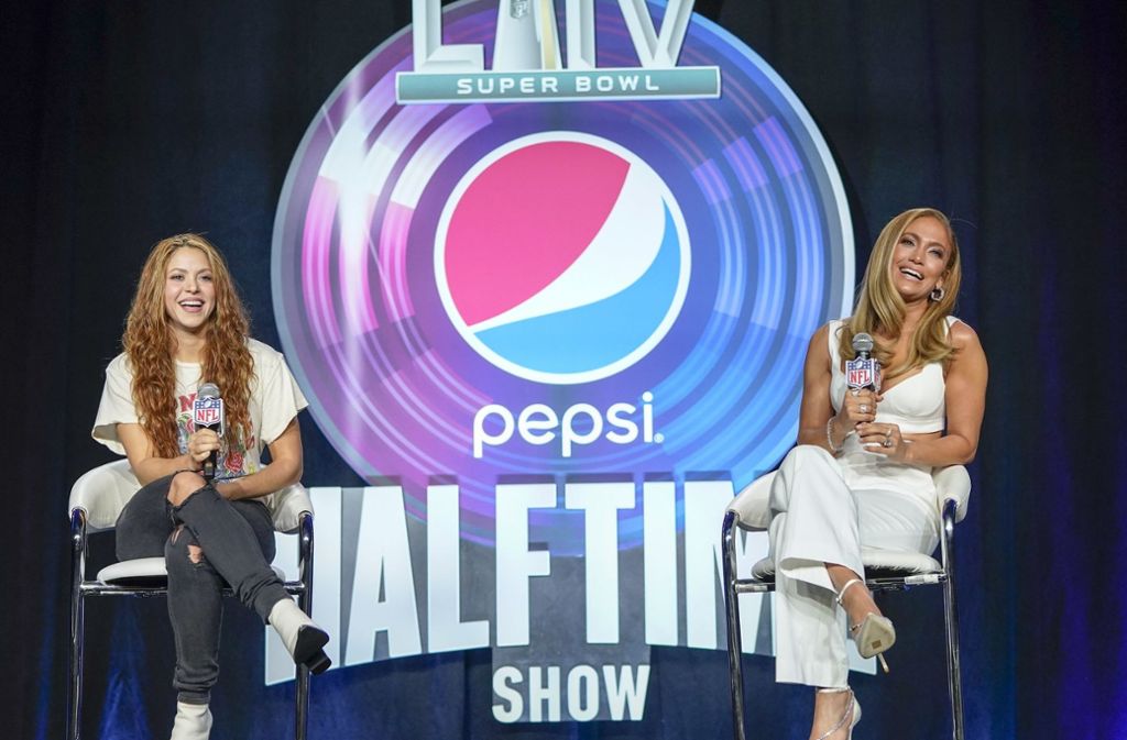 Die Halbzeitshow bestreiten in diesem Jahr in Miami gleich zwei Superstars der Musikbranche: Shakira (links) und Jennifer Lopez.