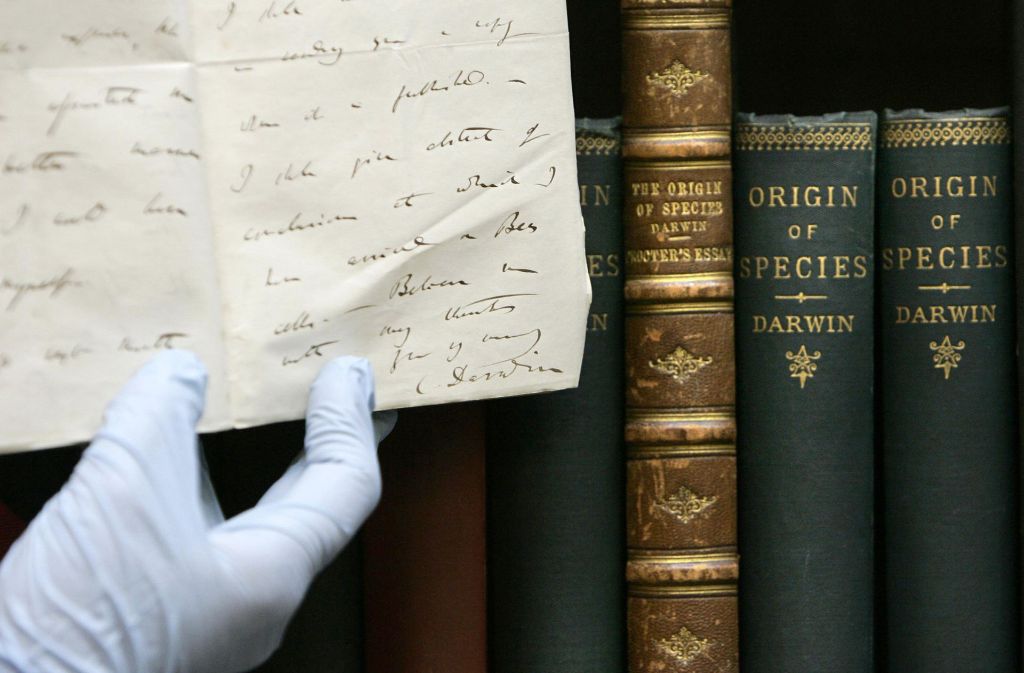 „The Kohler Darwin Collection“ im Natural History Museum in London ist die größte Sammlung von Büchern, Artikeln, Dokumenten und digitalem Material von und über den großen Begründer der Evolutionslehre.