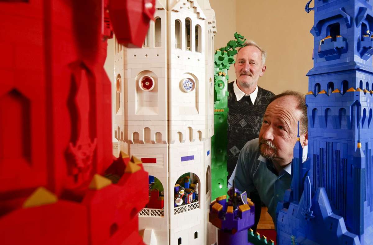 Er und sein Vereinskamerad Volker Beker sind Lego-Fans der ersten Stunde.