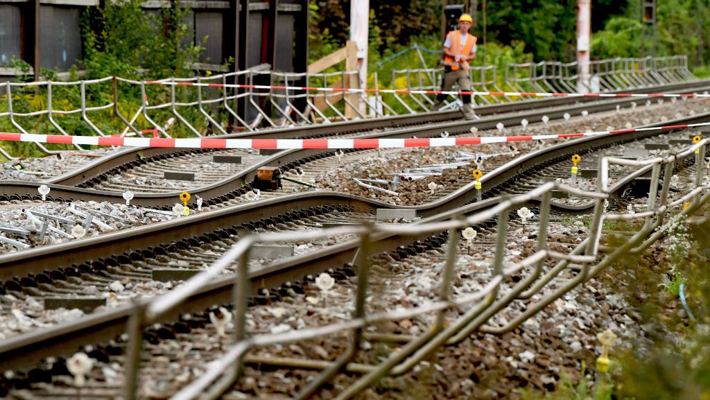 Rheintalstrecke bei Rastatt: Bahn-Branche warnt vor Lieferausfällen