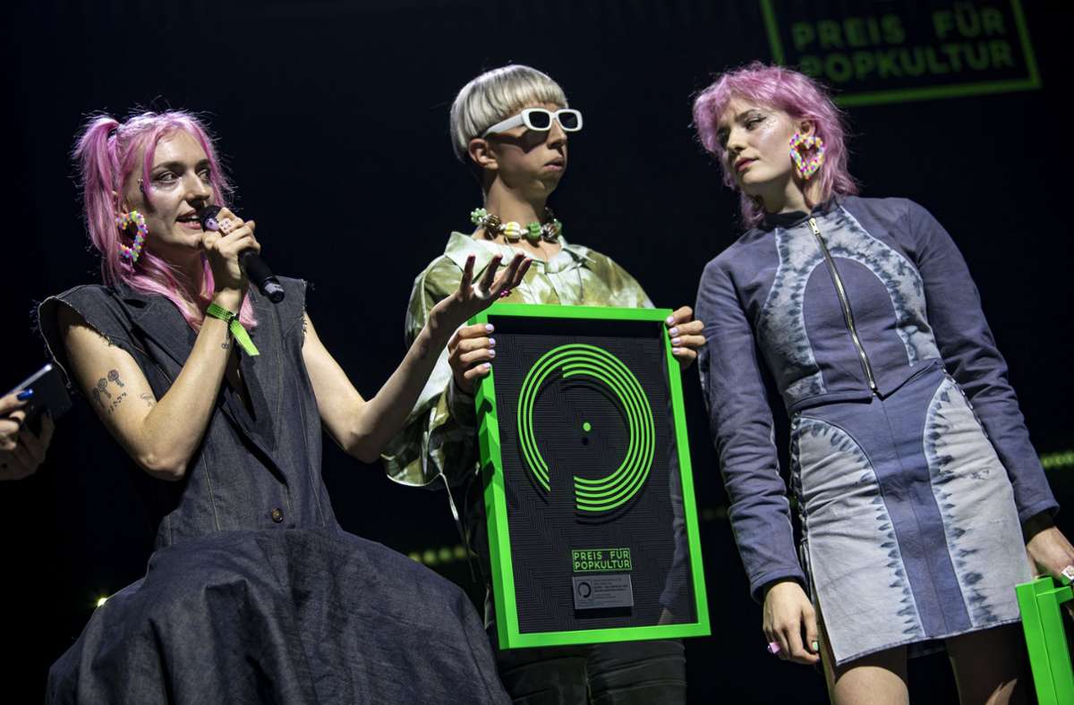 Die Band Blond freute beim Preis für Popkultur über die Auszeichnung in der Kategorie Schönste Geschichte.